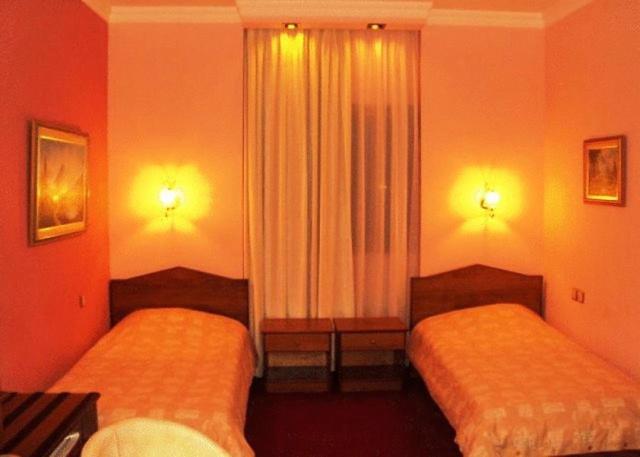 קומוטיני Astoria Hotel Traditional חדר תמונה