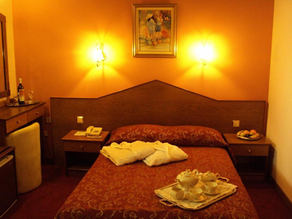 קומוטיני Astoria Hotel Traditional חדר תמונה